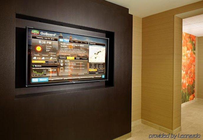 Courtyard By Marriott Cleveland Willoughby Hotel Afaceri foto